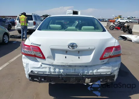 2010 Toyota Camry Le z USA, uszkodzony, nr VIN 4T1BF3EK1AU548887